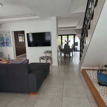 Villa Parisienne Modern Guest House Kapstaden Eksteriør billede